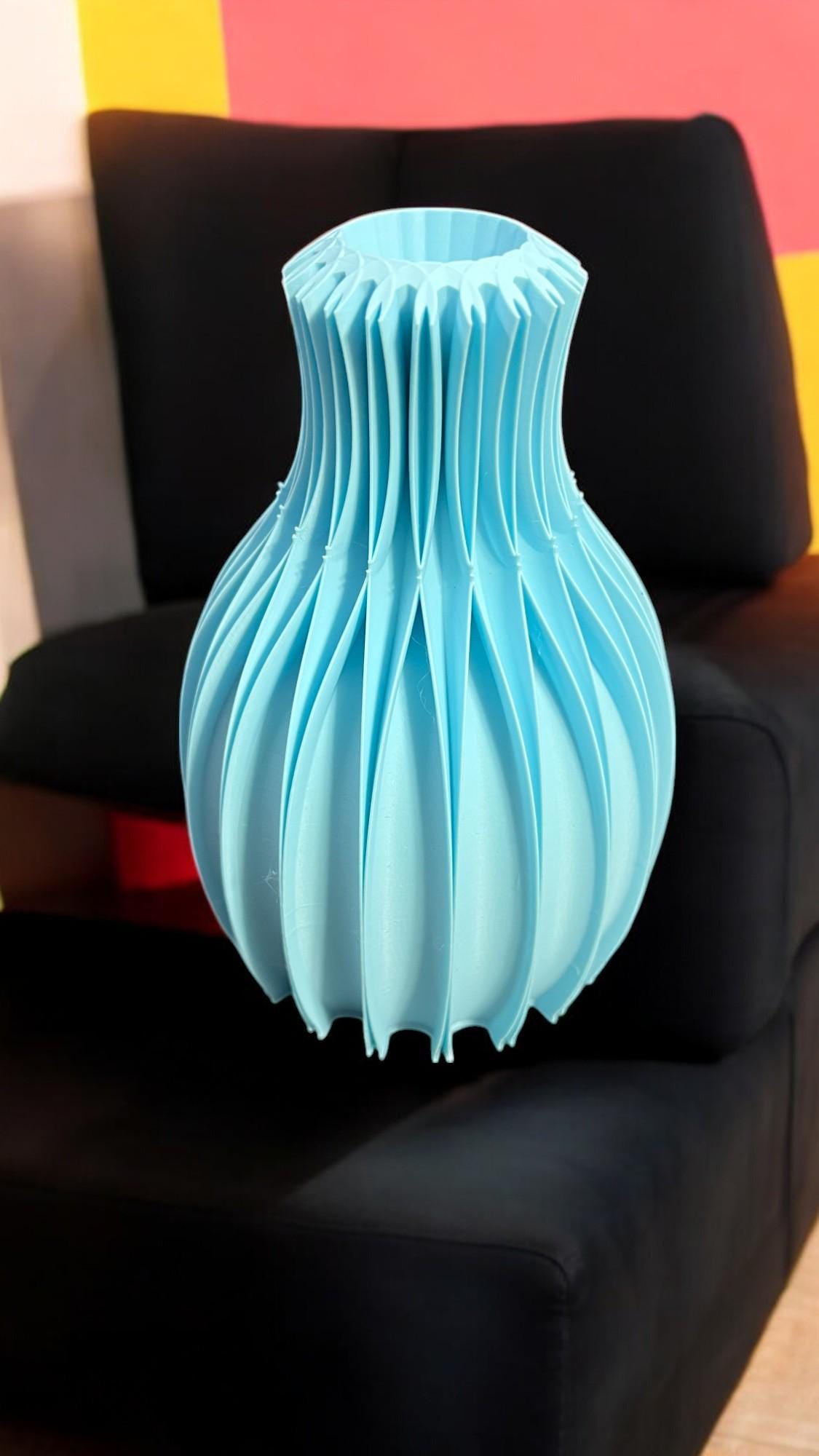 Facetta Vase: Modern Geometric Home Decor