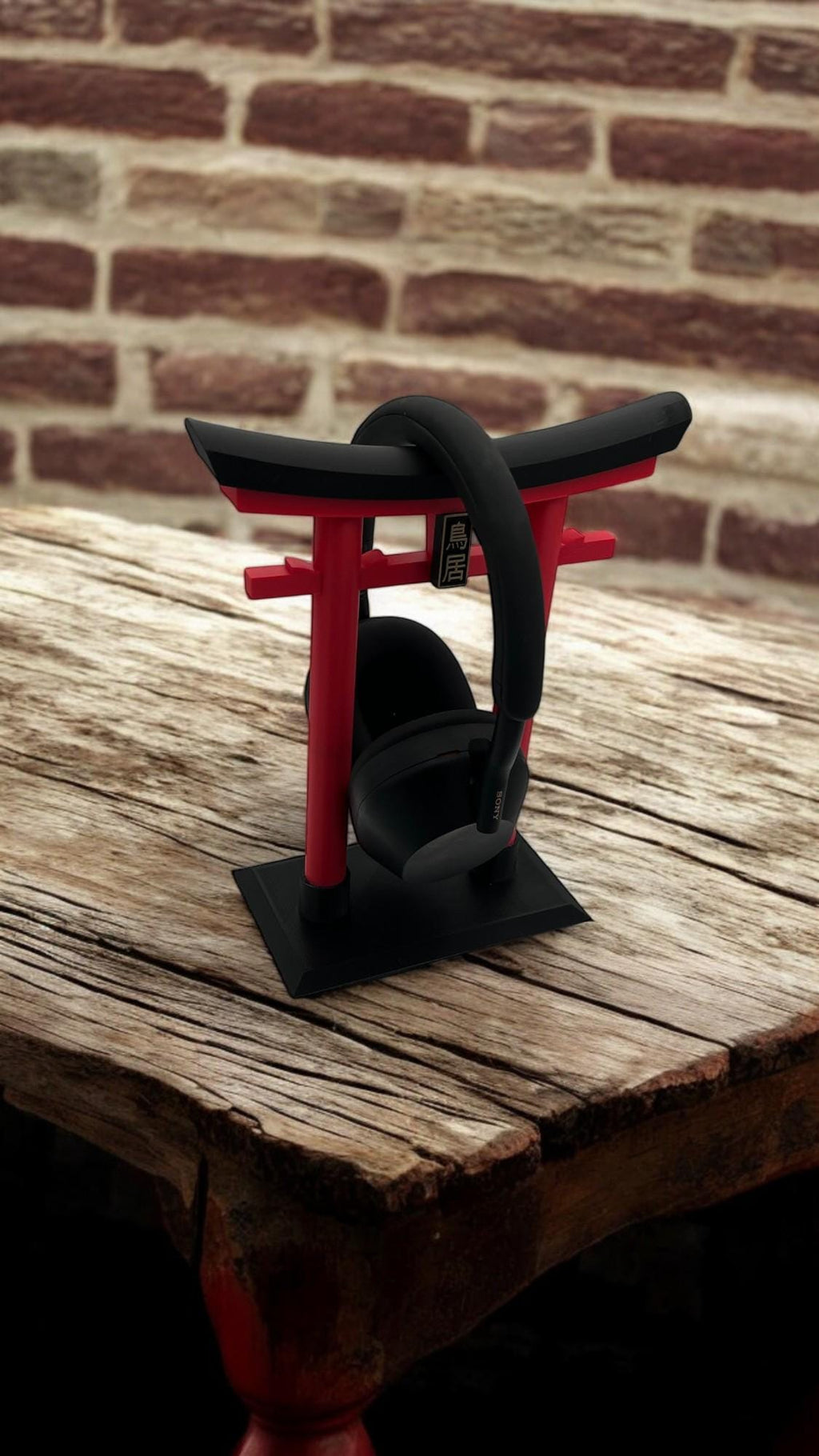 Torii Gate Headset Stand: Japanese-Inspired 3D Printed Gaming Accessory