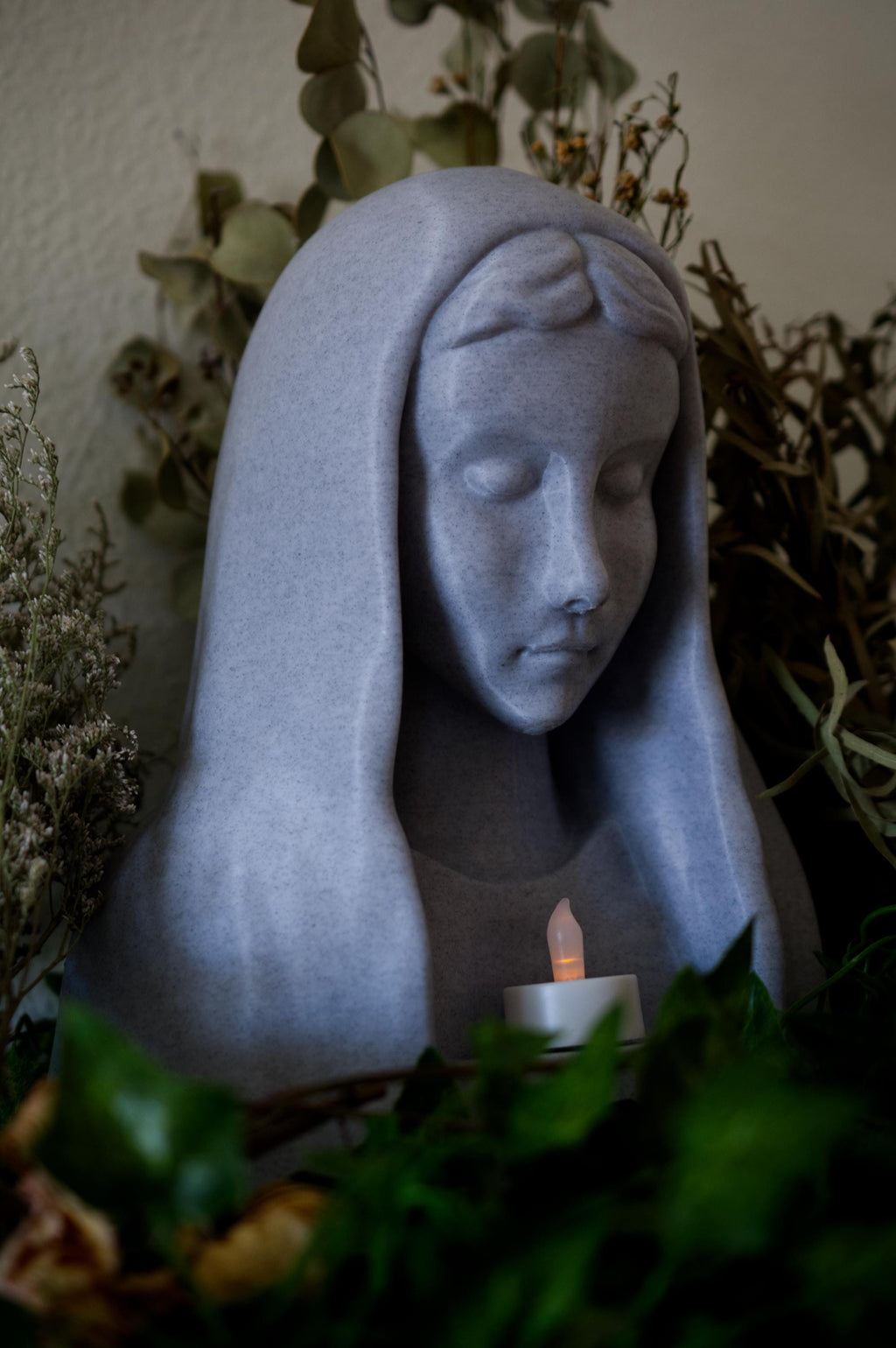 Virgin Mary Praying Statue Rosary Holder  for Prayer Corner or Interior Decor