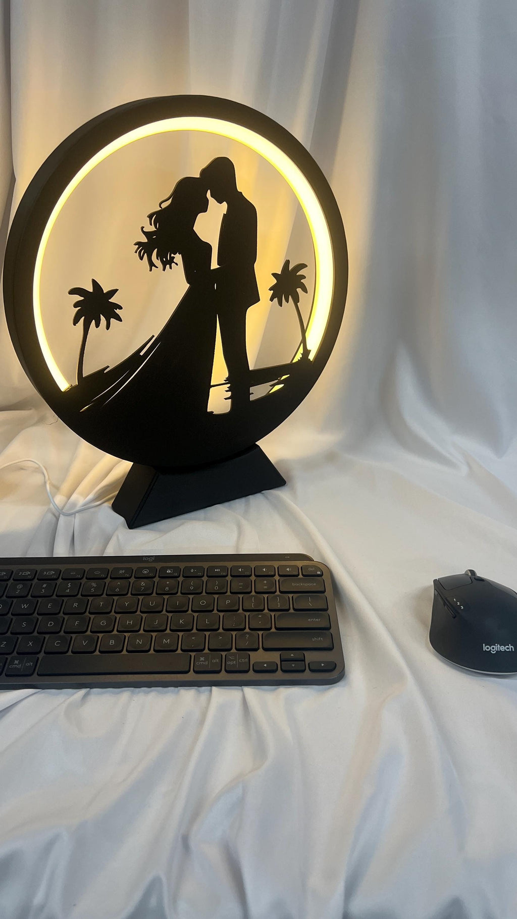 Lover's Embrace LED Table Lamp: Dimmable Warm White Light, Handmade PLA